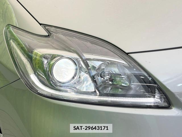 Toyota PRIUS 2014-03 7869869-11