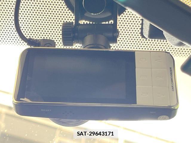 Toyota PRIUS 2014-03 7869869-4