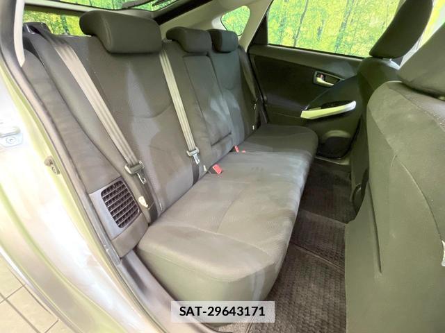 Toyota PRIUS 2014-03 7869869-8