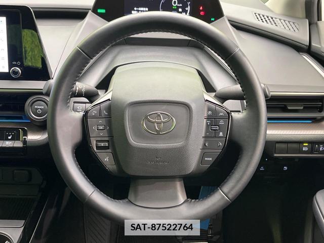Toyota PRIUS 2023-05 7870088-10