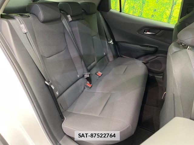 Toyota PRIUS 2023-05 7870088-8