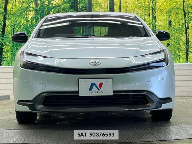 Toyota PRIUS 2025-05 7870409-13