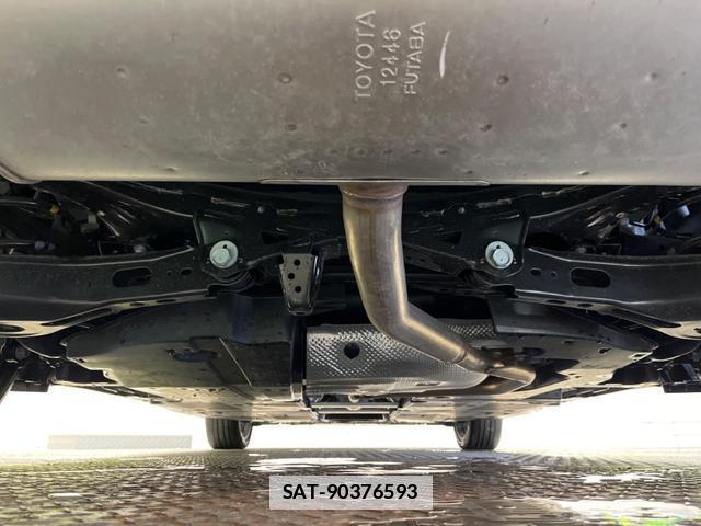 Toyota PRIUS 2025-05 7870409-18
