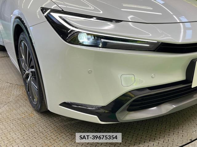 Toyota PRIUS 2023-06 7870413-12
