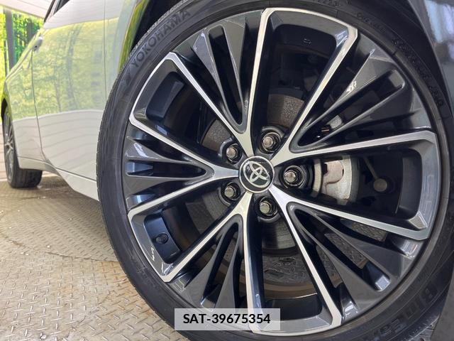 Toyota PRIUS 2023-06 7870413-13