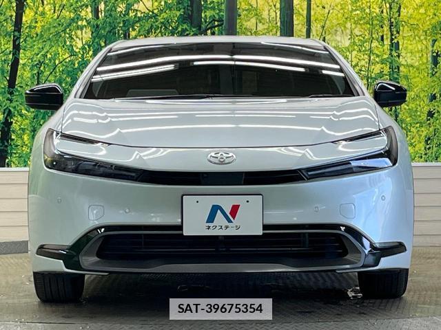 Toyota PRIUS 2023-06 7870413-14