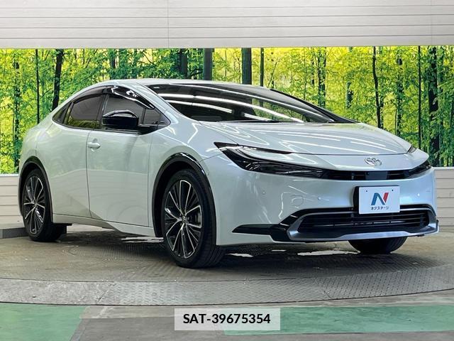 Toyota PRIUS 2023-06 7870413-16