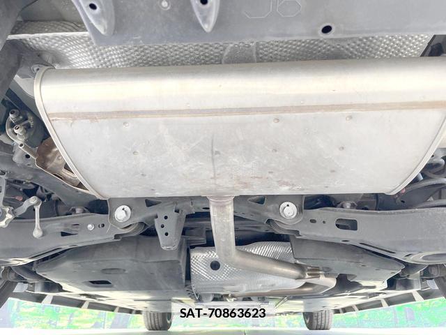 Toyota PRIUS 2022-03 7870707-18