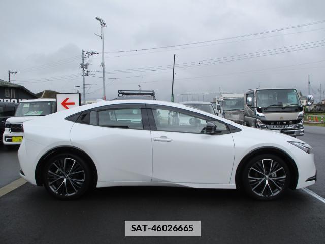 Toyota PRIUS 2025-01 7870826-16