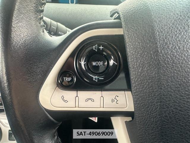 Toyota PRIUS 2016-04 7870835-14