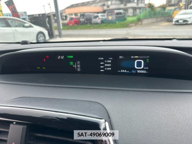 Toyota PRIUS 2016-04 7870835-4