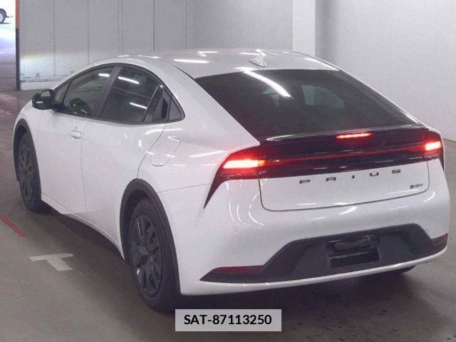 Toyota PRIUS 2024-12 7871212-1