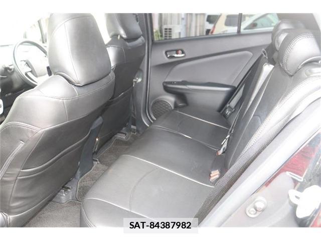Toyota PRIUS 2018-08 7871424-12