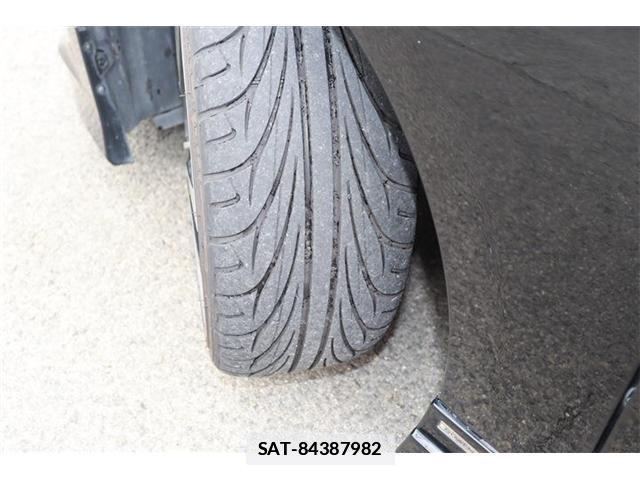 Toyota PRIUS 2018-08 7871424-16