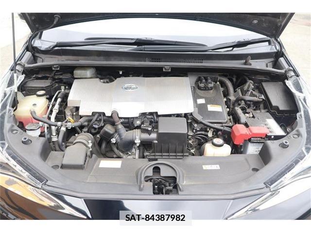 Toyota PRIUS 2018-08 7871424-18