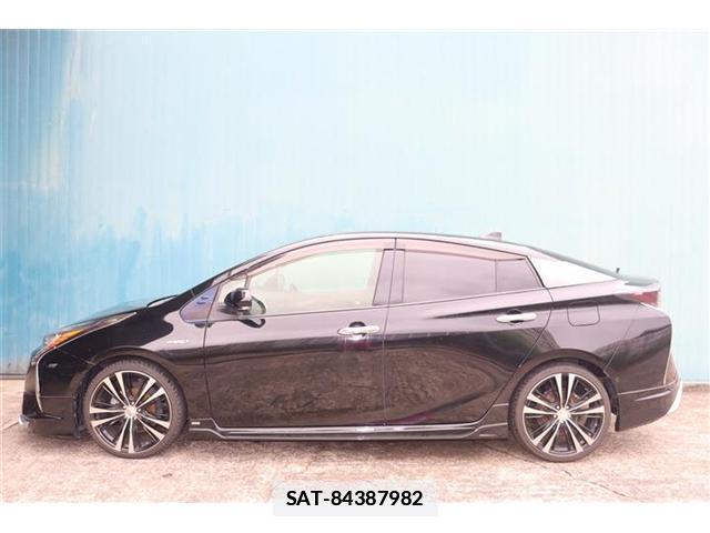 Toyota PRIUS 2018-08 7871424-4