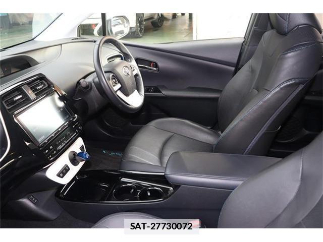 Toyota PRIUS 2018-09 7871426-1