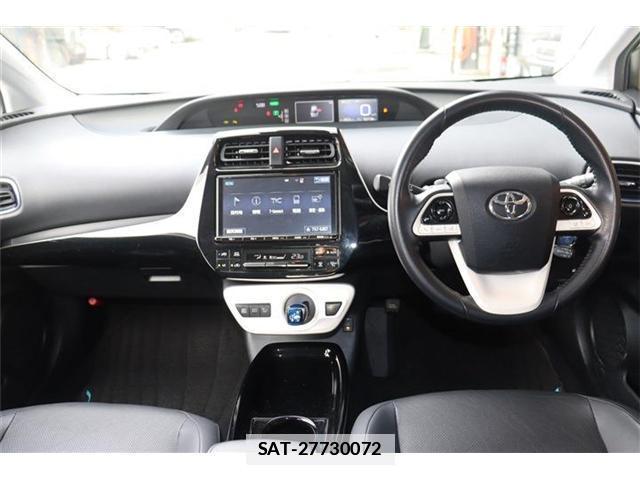 Toyota PRIUS 2018-09 7871426-11