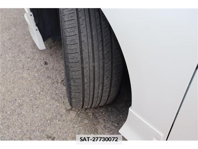 Toyota PRIUS 2018-09 7871426-18