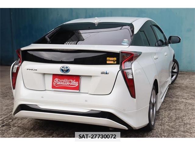 Toyota PRIUS 2018-09 7871426-2