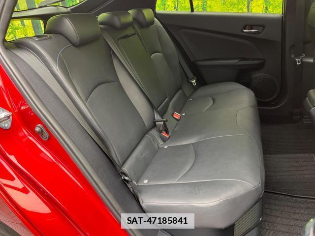 Toyota PRIUS 2017-12 7871866-8