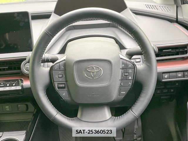 Toyota PRIUS 2023-06 7871869-10