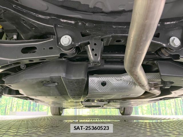Toyota PRIUS 2023-06 7871869-18