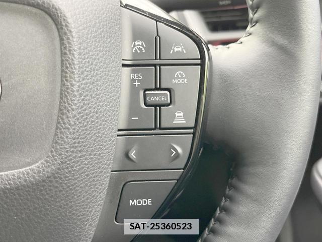 Toyota PRIUS 2023-06 7871869-6