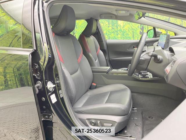 Toyota PRIUS 2023-06 7871869-7