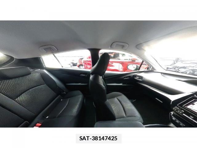 Toyota PRIUS 2019-02 7872167-6