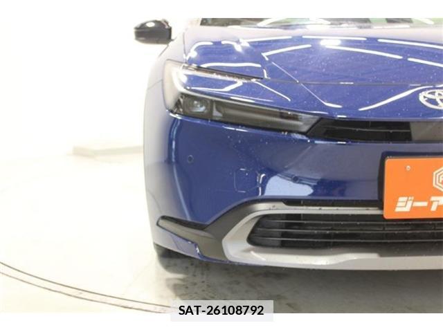 Toyota PRIUS 2023-06 7872436-16