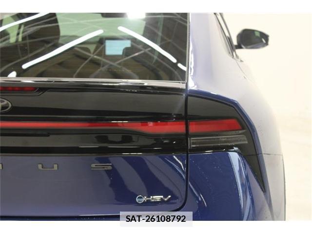 Toyota PRIUS 2023-06 7872436-18