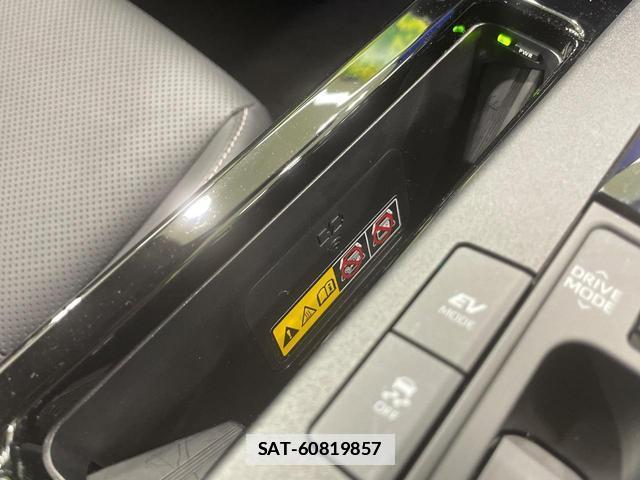 Toyota PRIUS 2023-11 7872593-5