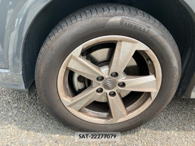 Audi Q2 2018-09 7868504-5
