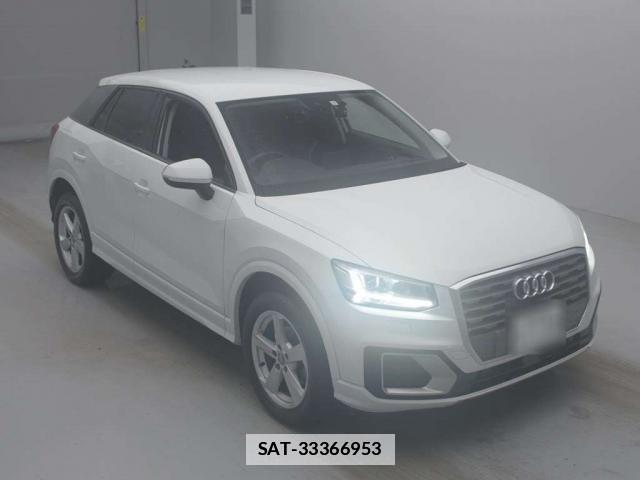 Audi Q2 2019-12 7871995-6