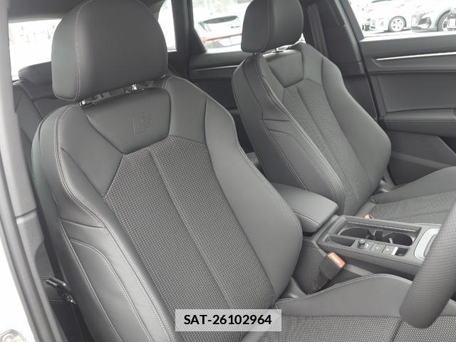 Audi Q3 2025-09 7869799-3