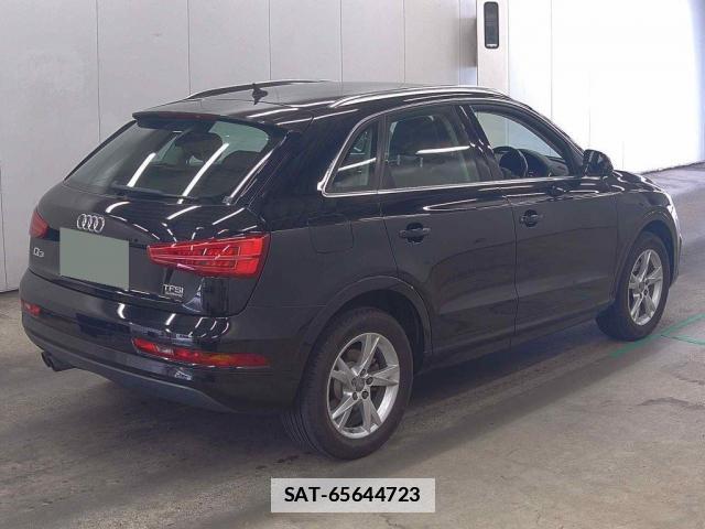 Audi Q3 2015-12 7871199-1