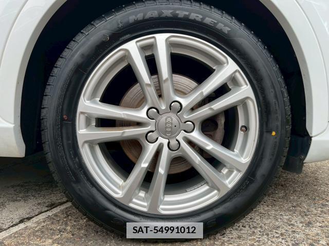 Audi Q3 2016-06 7872775-5
