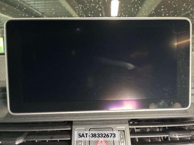 Audi Q5 2019-06 7871998-7