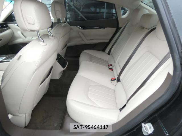 Maserati QUATTROPORTE 2015 7871005-6