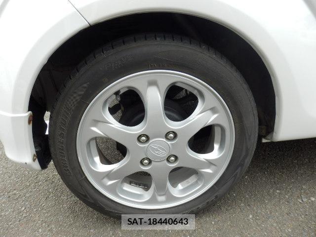 Subaru R1 2010-02 7872063-2