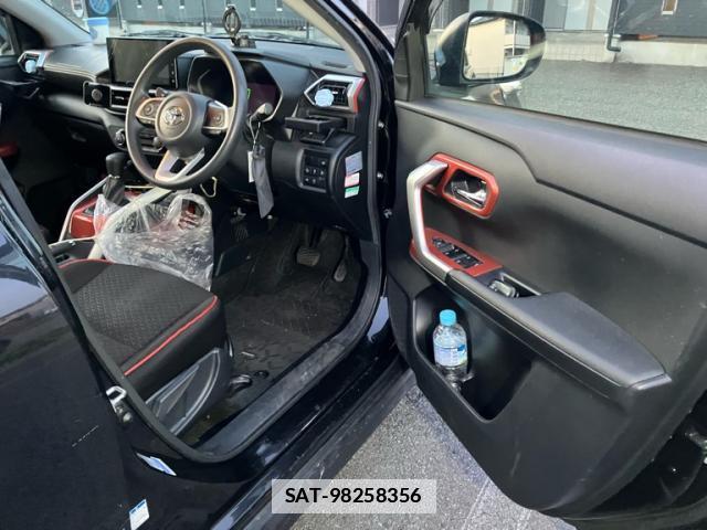Toyota RAIZE 2021-03 7868645-16