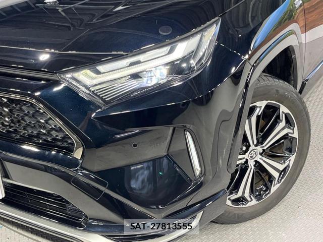 Toyota RAV4 PHV 2023-07 7867938-12