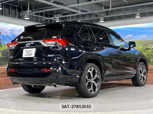 Toyota RAV4 PHV 2023-07 7867938-17
