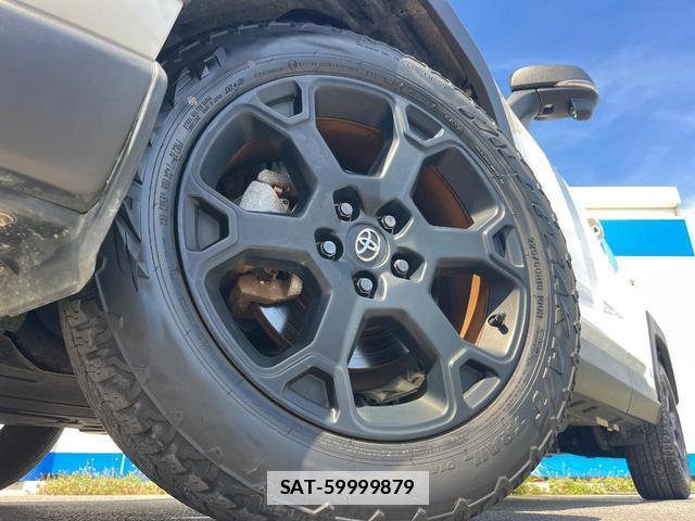 Toyota RAV4 2023-06 7868577-13