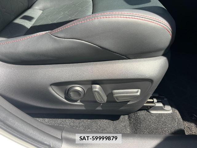 Toyota RAV4 2023-06 7868577-6
