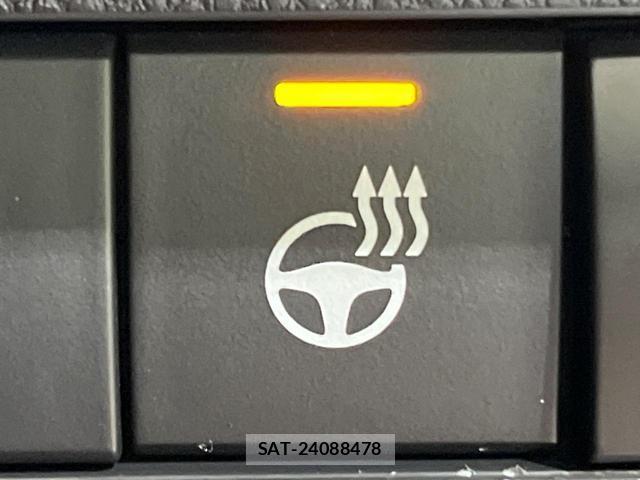 Toyota RAV4 2023-11 7869093-7