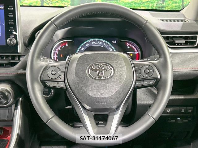 Toyota RAV4 2022-07 7869156-10