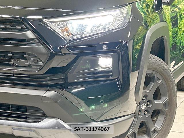 Toyota RAV4 2022-07 7869156-11