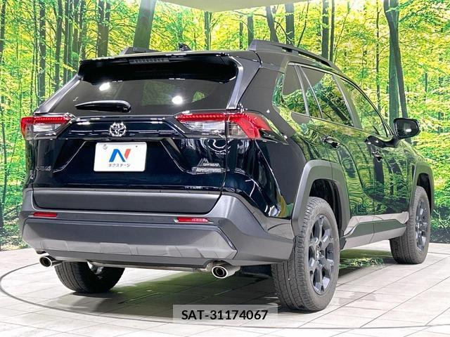 Toyota RAV4 2022-07 7869156-16